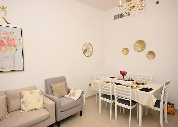 Mangrove Bliss Cozy 2Br Apartment In Al Reem
