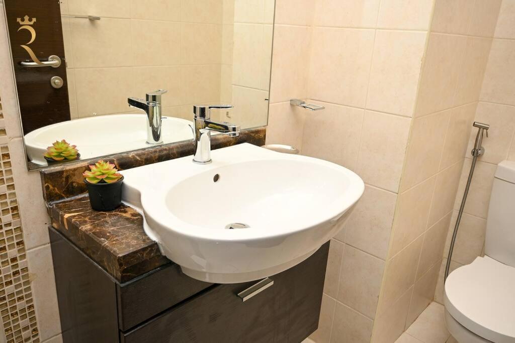 Apartment Mangrove Bliss Cozy 2br In Al Reem Abu Dhabi