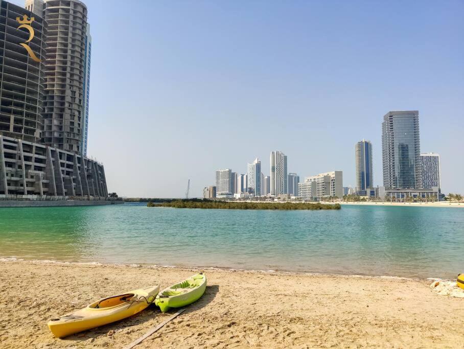 Mangrove Bliss Cozy 2br In Al Reem Apartment Abu Dhabi